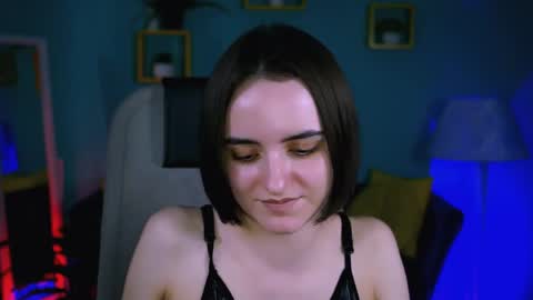 katewillows online show from 04/30/26, 05:03