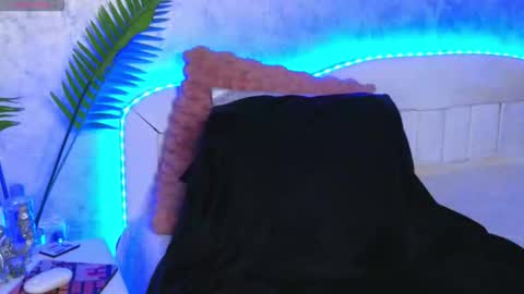 KateyRiva online show from 10/30/25, 07:14