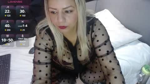 Cute online show from 05/15/26, 12:12