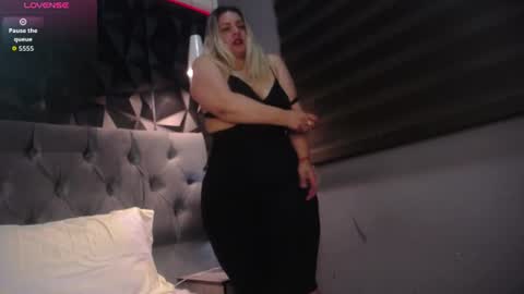 Snapshot of kathaleyagrayy chatting on 06/12/26, 12:26 Cute online show from 06/12/26, 12:26