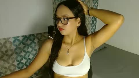 Snapshot of katharinasmith chatting on 11/20/25, 06:07 Kathe online show from 11/20/25, 06:07