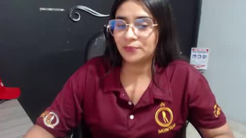 Call me Lau  online show from 07/24/26, 11:36