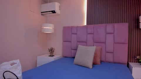 Snapshot of kathe_asian chatting on 01/10/26, 11:45 online show from 01/10/26, 11:45