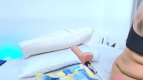 Emma online show from 02/10/25, 05:14