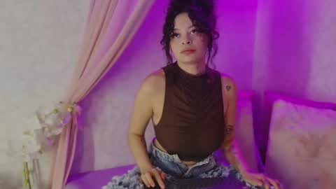 KatheGomez  online show from 06/15/26, 02:03