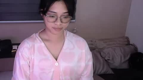 Snapshot of katherine12xx chatting on 05/17/26, 07:32 katherine12xx online show from 05/17/26, 07:32