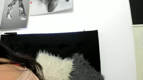Snapshot of katherine_blair chatting on 06/29/26, 01:00 katherine_blair online show from 06/29/26, 01:00