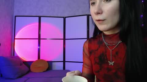 Snapshot of katherine_johnson chatting on 01/17/25, 08:24 katherine_johnson online show from 01/17/25, 08:24