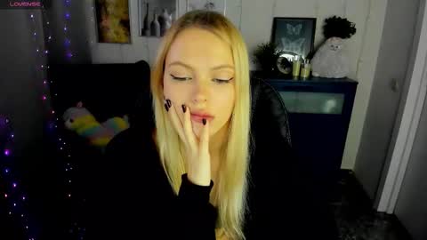 Katherine online show from 10/20/25, 05:57