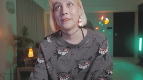 Snapshot of katherynlin chatting on 12/12/24, 09:04 Kathy online show from 12/12/24, 09:04