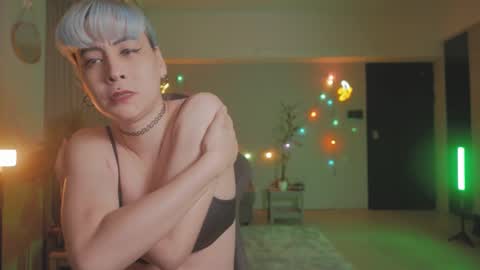 Snapshot of katherynlin chatting on 02/18/25, 01:44 Kathy online show from 02/18/25, 01:44