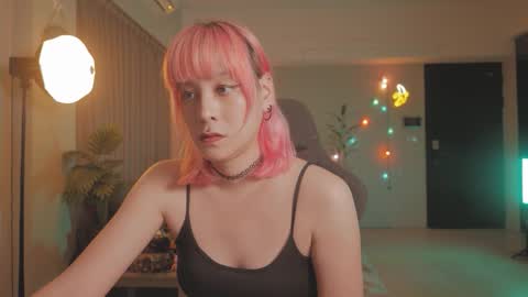 Snapshot of katherynlin chatting on 10/20/25, 04:51 Kathy online show from 10/20/25, 04:51