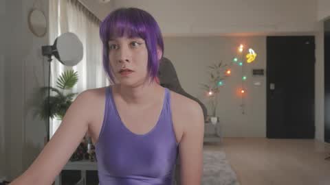 Snapshot of katherynlin chatting on 11/12/25, 05:30 Kathy online show from 11/12/25, 05:30