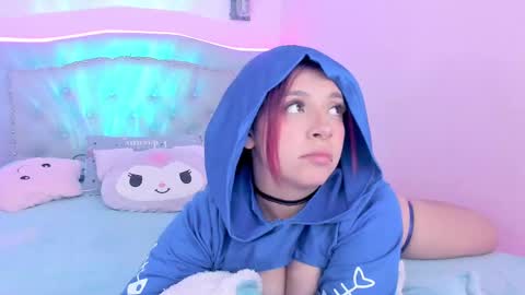 Snapshot of kathia_saenz chatting on 01/15/25, 04:15 Kathia online show from 01/15/25, 04:15