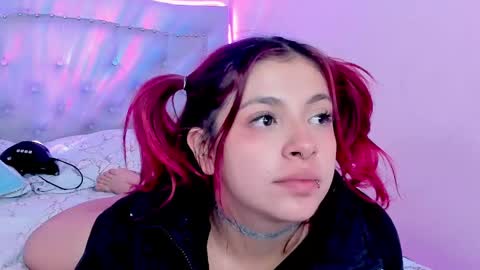 Snapshot of kathia_saenz chatting on 01/25/25, 03:52 Kathia online show from 01/25/25, 03:52