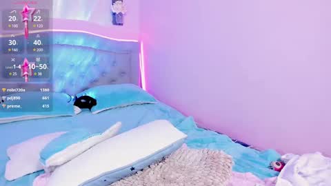 Snapshot of kathia_saenz chatting on 01/28/25, 10:12 Kathia online show from 01/28/25, 10:12