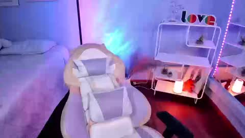 Snapshot of kathia_saenz chatting on 09/27/25, 04:17 Kathia online show from 09/27/25, 04:17