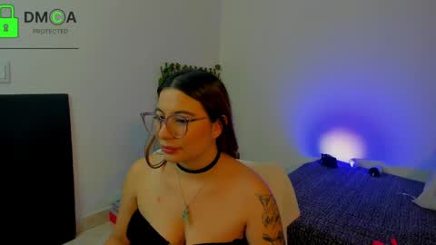 Kay online show from 05/11/26, 05:02