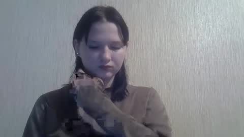 kathrynmason online show from 12/04/25, 12:20