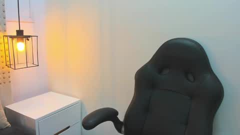 Khaty online show from 12/27/24, 12:01