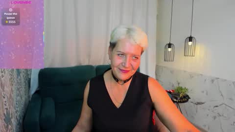 Snapshot of kathy_sunn chatting on 03/17/26, 01:25 Kathy online show from 03/17/26, 01:25