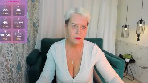 Snapshot of kathy_sunn chatting on 03/24/26, 01:16 Kathy online show from 03/24/26, 01:16