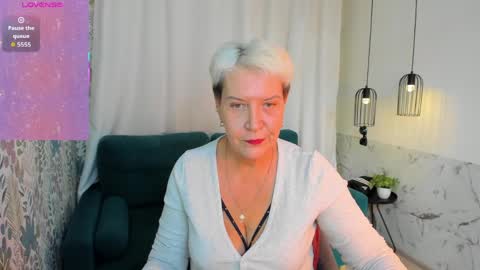 Snapshot of kathy_sunn chatting on 03/30/26, 01:23 Kathy online show from 03/30/26, 01:23