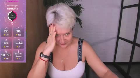 Snapshot of kathy_sunn chatting on 04/11/26, 01:26 Kathy online show from 04/11/26, 01:26