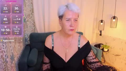 Snapshot of kathy_sunn chatting on 05/08/26, 05:29 Kathy online show from 05/08/26, 05:29