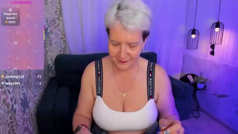 Snapshot of kathy_sunn chatting on 05/13/26, 02:47 Kathy online show from 05/13/26, 02:47