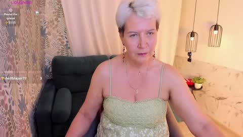 Snapshot of kathy_sunn chatting on 05/19/26, 03:40 Kathy online show from 05/19/26, 03:40