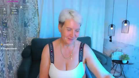 Snapshot of kathy_sunn chatting on 06/07/26, 09:24 Kathy online show from 06/07/26, 09:24