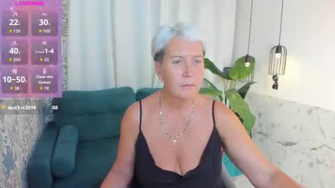 Snapshot of kathy_sunn chatting on 07/18/26, 03:16 Kathy online show from 07/18/26, 03:16