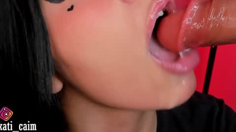 Snapshot of kati_01 chatting on 12/27/24, 08:24 online show from 12/27/24, 08:24