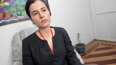 Snapshot of katia_12_ chatting on 02/03/25, 10:43 katia_12_ online show from 02/03/25, 10:43