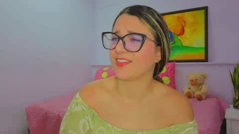 Khaterine online show from 05/05/26, 12:13