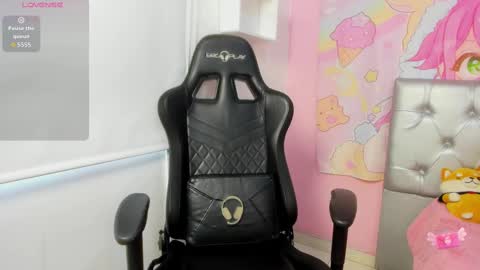 KATIA  online show from 09/18/25, 12:18