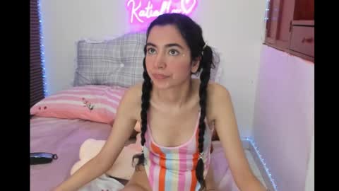 Katia online show from 01/19/25, 02:57