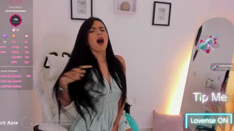 Katia online show from 11/26/25, 11:28