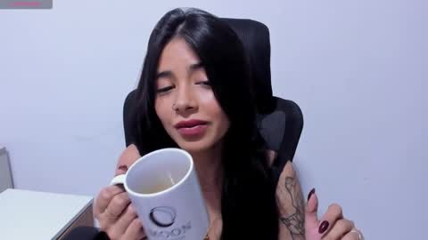 Katia online show from 01/17/26, 03:28