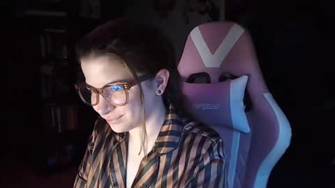 Snapshot of katicatorix chatting on 03/07/26, 12:29 Kati Catori online show from 03/07/26, 12:29