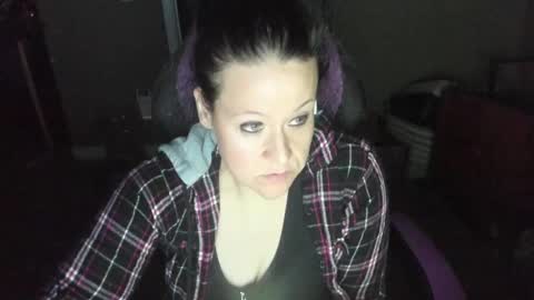 Snapshot of katie227 chatting on 01/22/25, 05:59 Katie online show from 01/22/25, 05:59