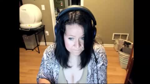 Snapshot of katie227 chatting on 03/08/26, 05:00 Katie online show from 03/08/26, 05:00