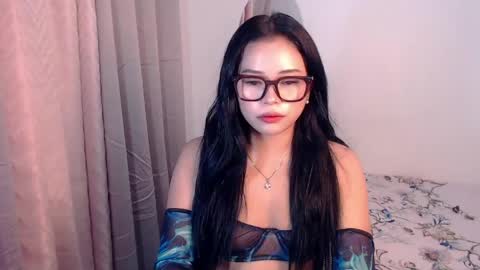 Kate online show from 04/12/26, 06:13