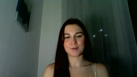 katie_foxi online show from 10/28/25, 07:16
