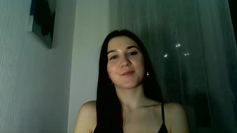 katie_foxi online show from 11/05/25, 04:29