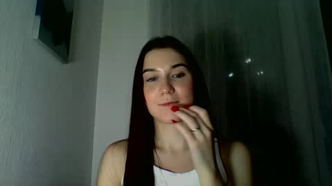 katie_foxi online show from 11/07/25, 05:35