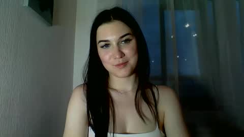 katie_foxi online show from 05/12/26, 06:38