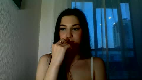 katie_foxi online show from 06/11/26, 07:12