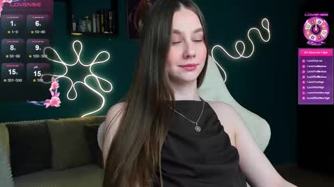 Katie online show from 11/07/25, 11:27